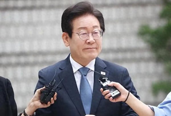 大福证券 朝方高调访华, 中俄主动出击, 给李在明找台阶下, 再给韩国提个醒